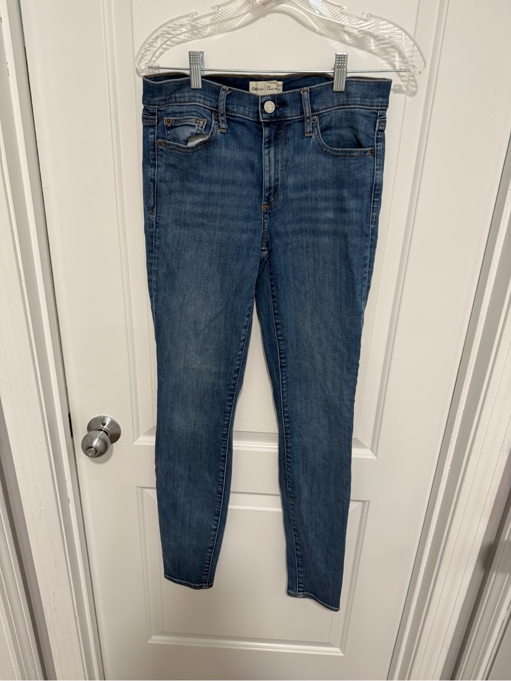 GAP TRUE SKINNY JEANS 30 LONG